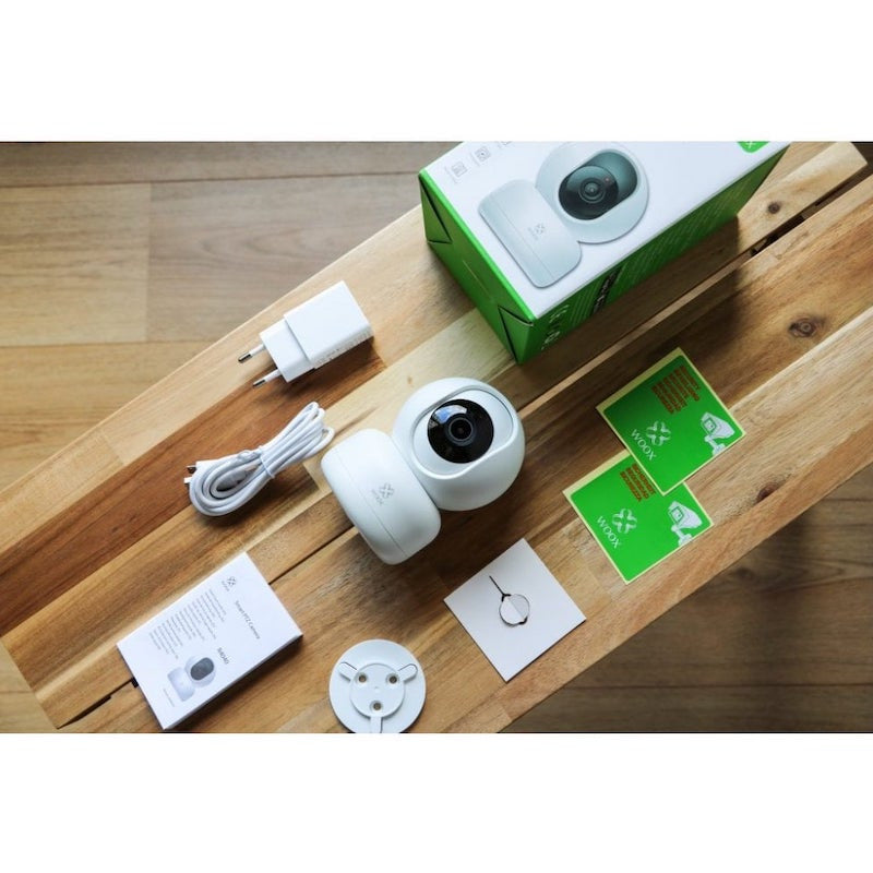 WOOX - Cambra interior motoritzada WIFI 360 ° PTZ (TEVA SmartLife, ALEXA i Google Assistant)